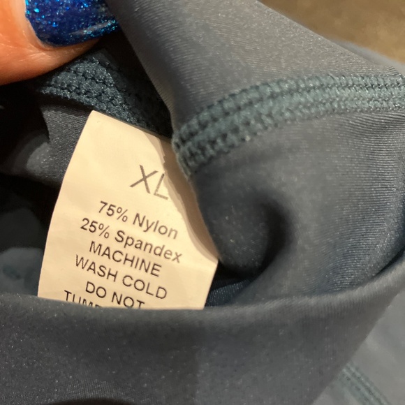 Woman’s stretchy leggings (5pairs lg/xl) - Picture 3 of 3